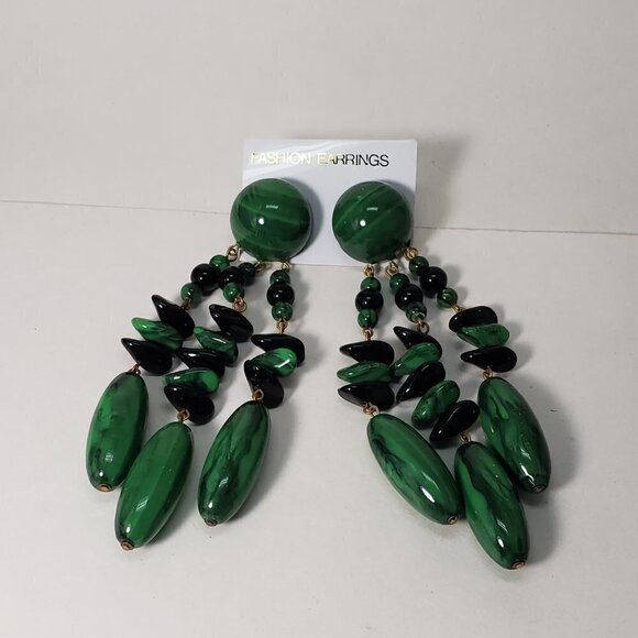 Women's Gold tone Green & Black Beads Fringed Post Drop Dangle long Earrings, 5" - Picture 6 of 7